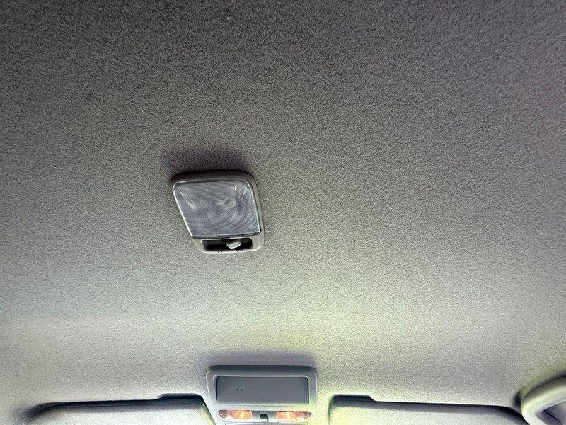 Used 2015 Nissan Frontier SV image 12