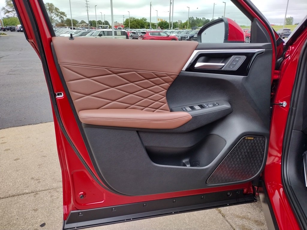 New 2025 Mitsubishi Outlander SEL image 30