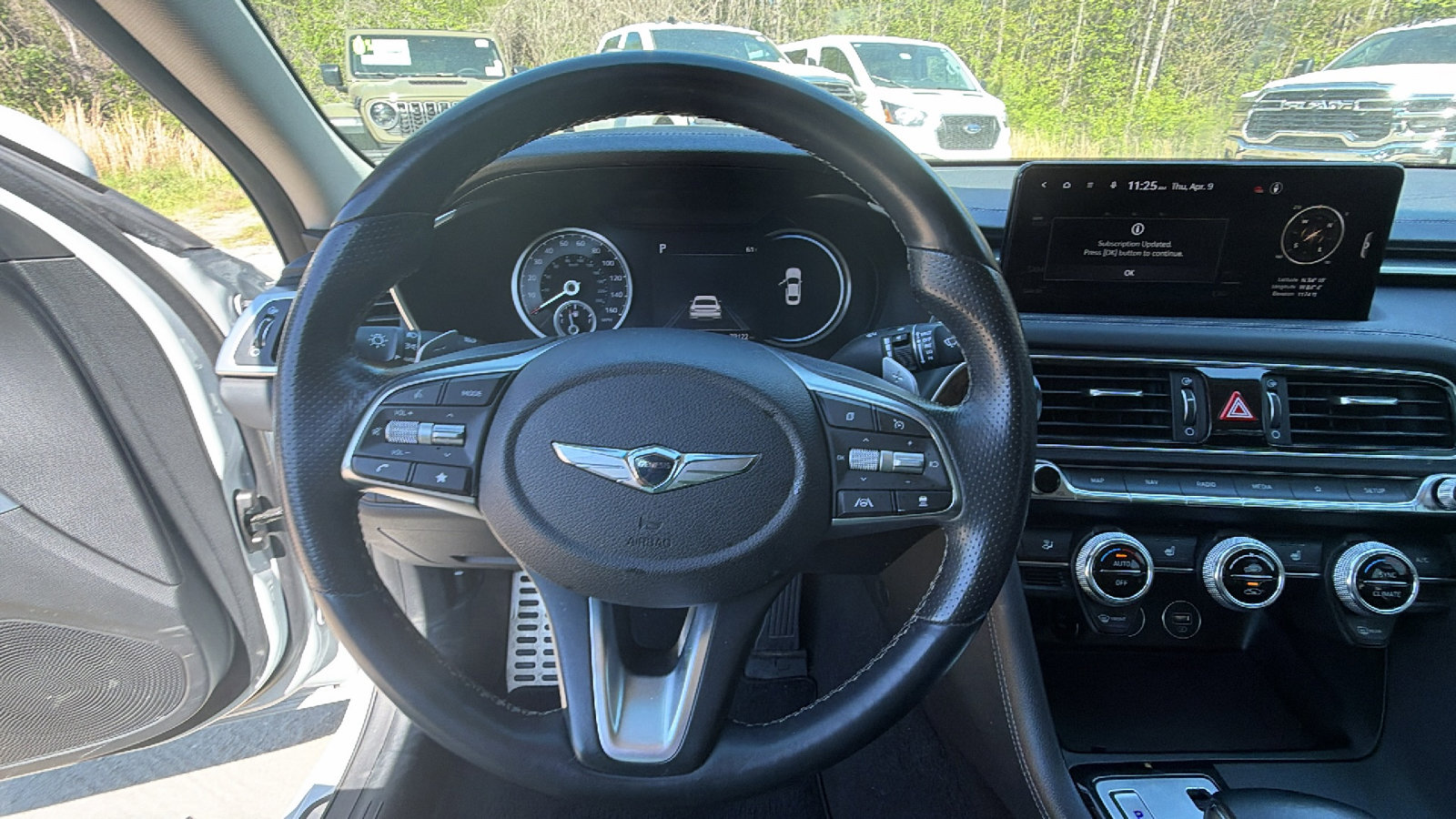 Used 2022 Genesis G70 2.0T image 25