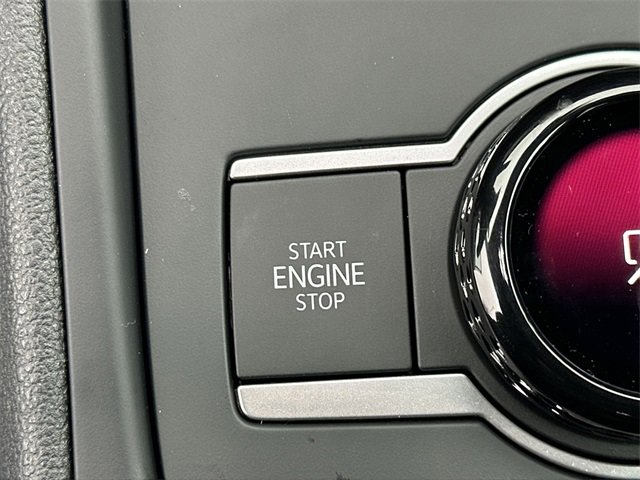 New 2026 Volkswagen Tiguan SE image 22