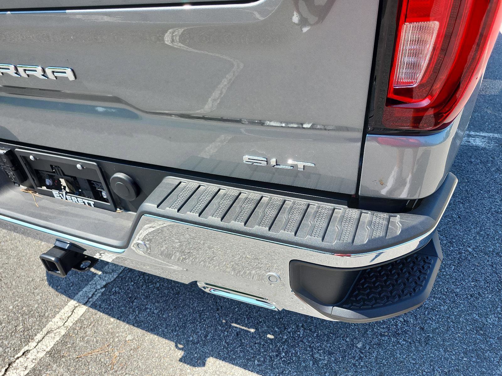 New 2026 GMC Sierra 1500 SLT w/ SLT Premium Plus Package image 4