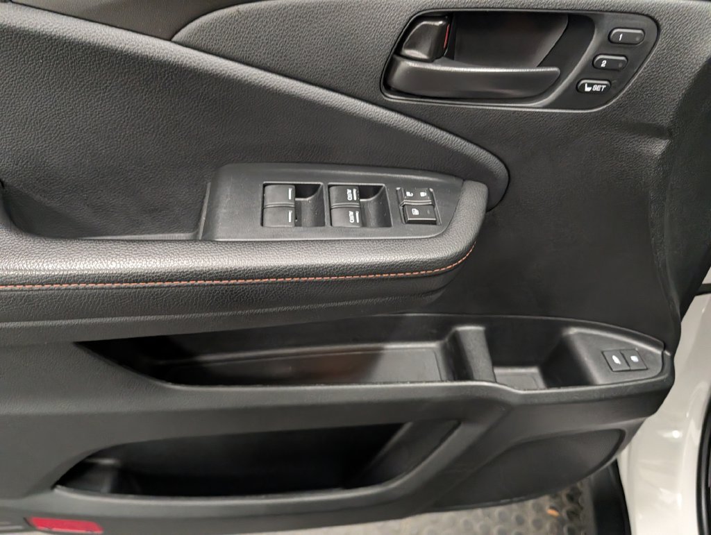 Certified 2024 Honda Passport TrailSport image 9