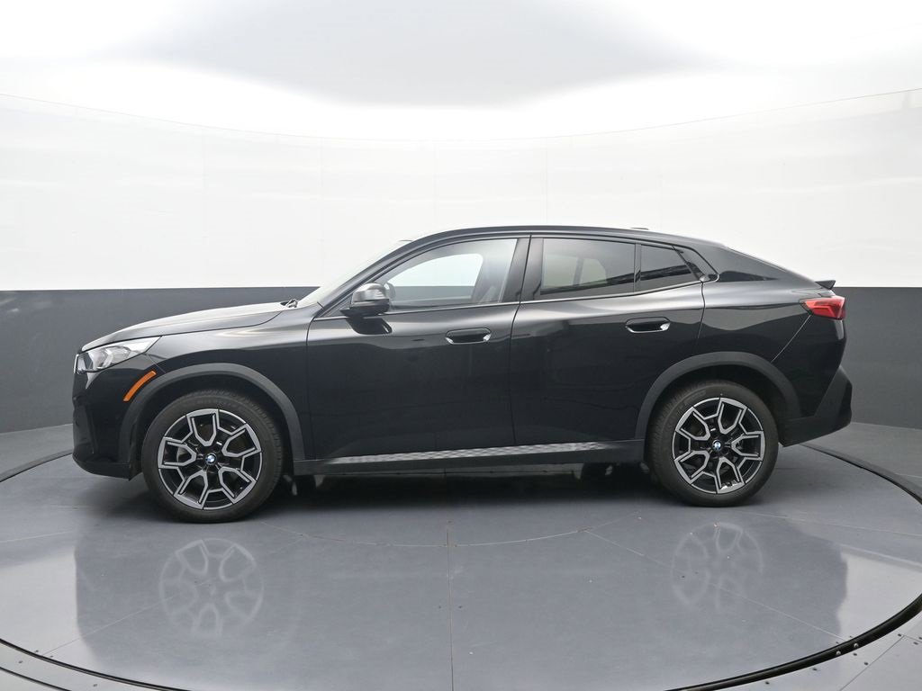 Used 2025 BMW X2 xDrive28i image 4