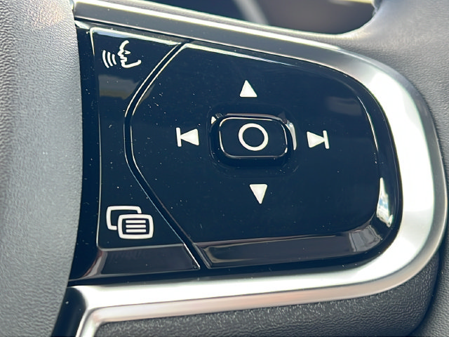 New 2027 Volvo XC90 T8 Plus AWD/4WD image 12