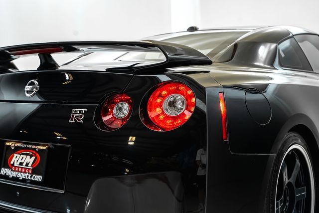 Used 2014 Nissan GT-R Black Edition AWD/4WD image 12