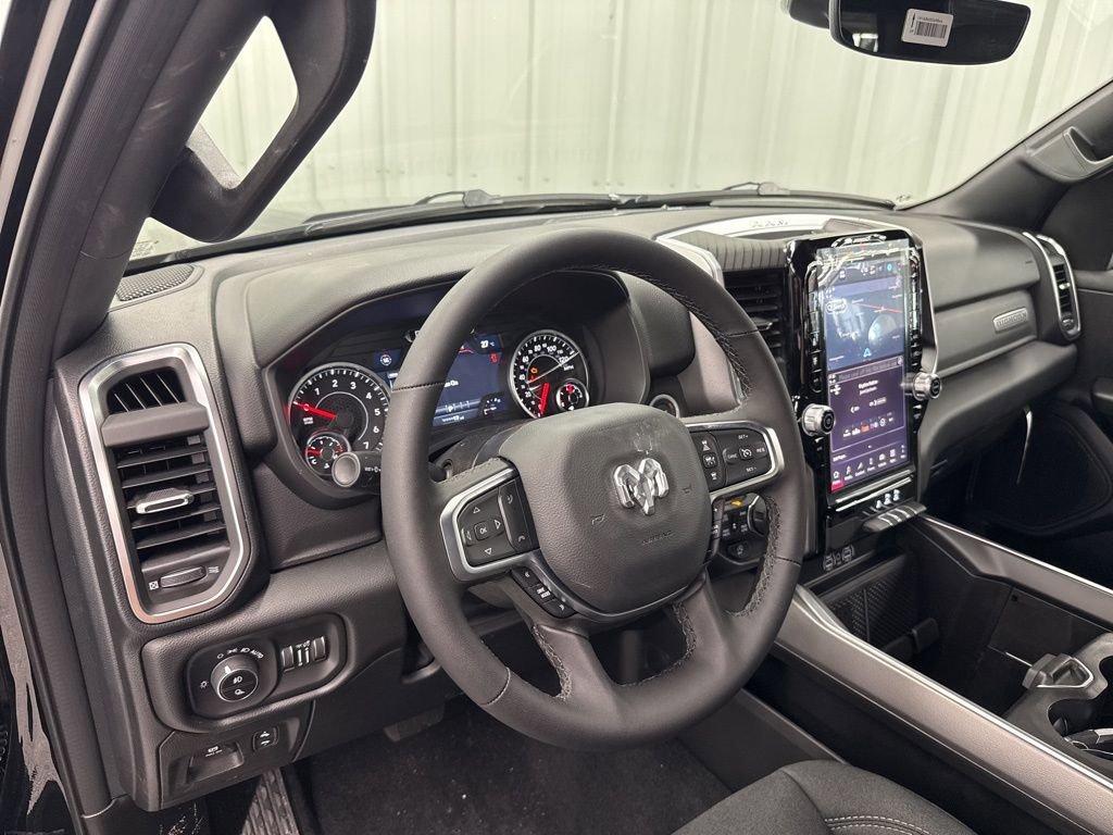 New 2026 RAM 1500 4x4 Crew Cab image 19