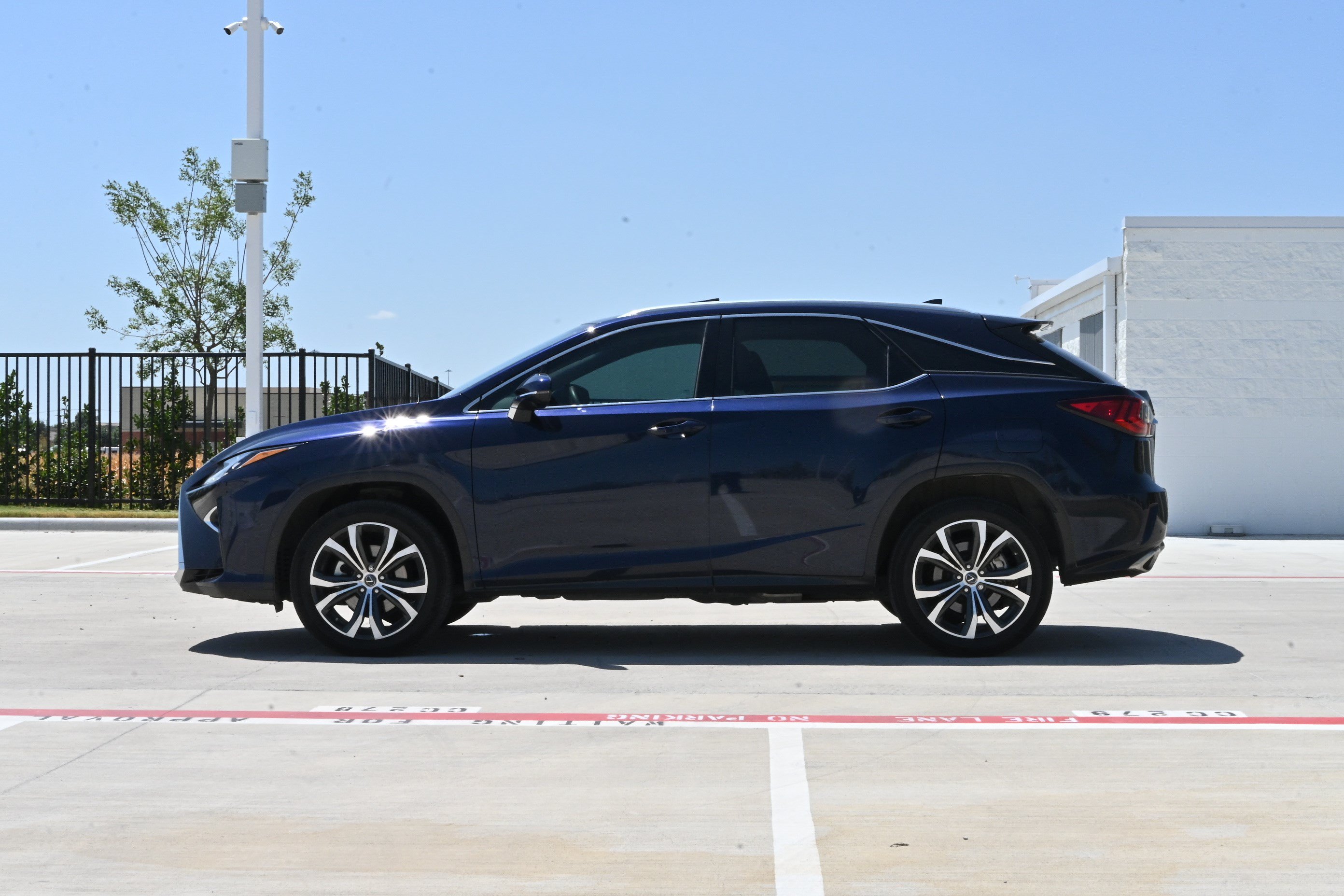 Used 2019 Lexus RX 350 FWD w/ Navigation Package image 6