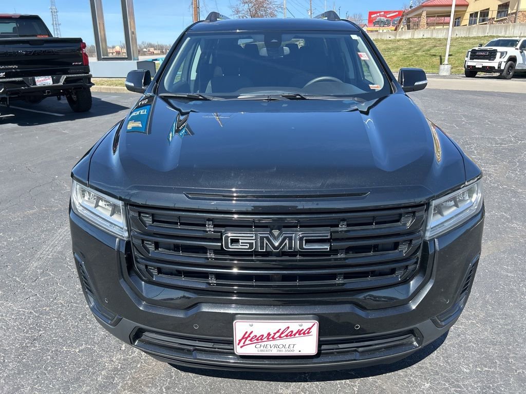 Used 2023 GMC Acadia SLE w/ Infotainment Package image 2