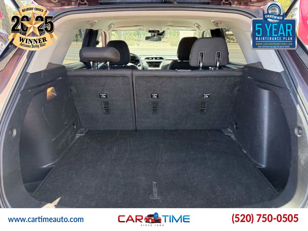 Used 2023 Chevrolet TrailBlazer LT AWD/4WD image 16
