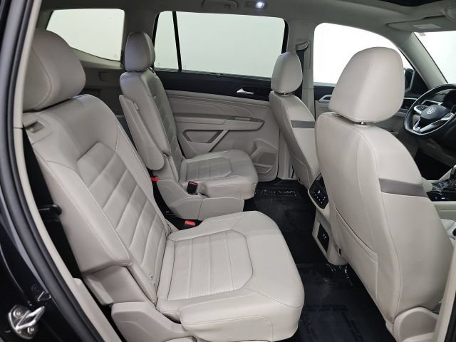 Used 2023 Volkswagen Atlas SEL Premium AWD/4WD image 38