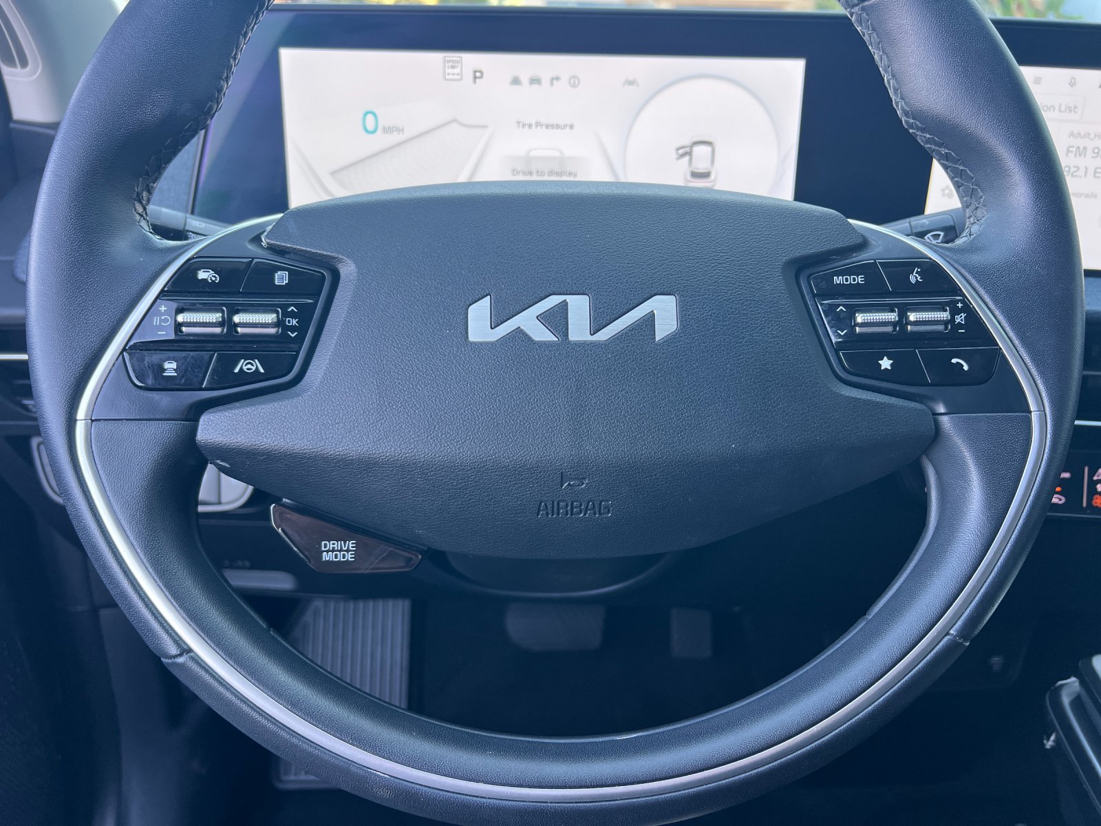 Used 2024 Kia EV6 Light RWD image 23
