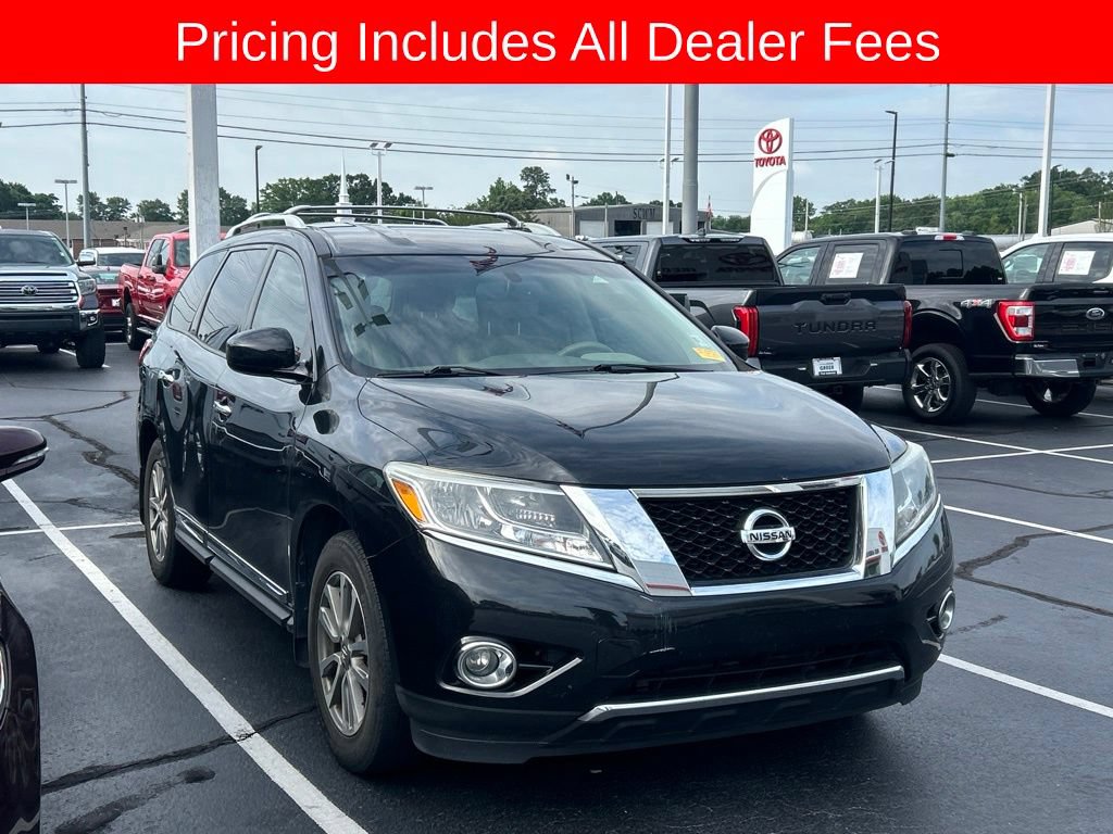 Used 2015 Nissan Pathfinder SL FWD image 1