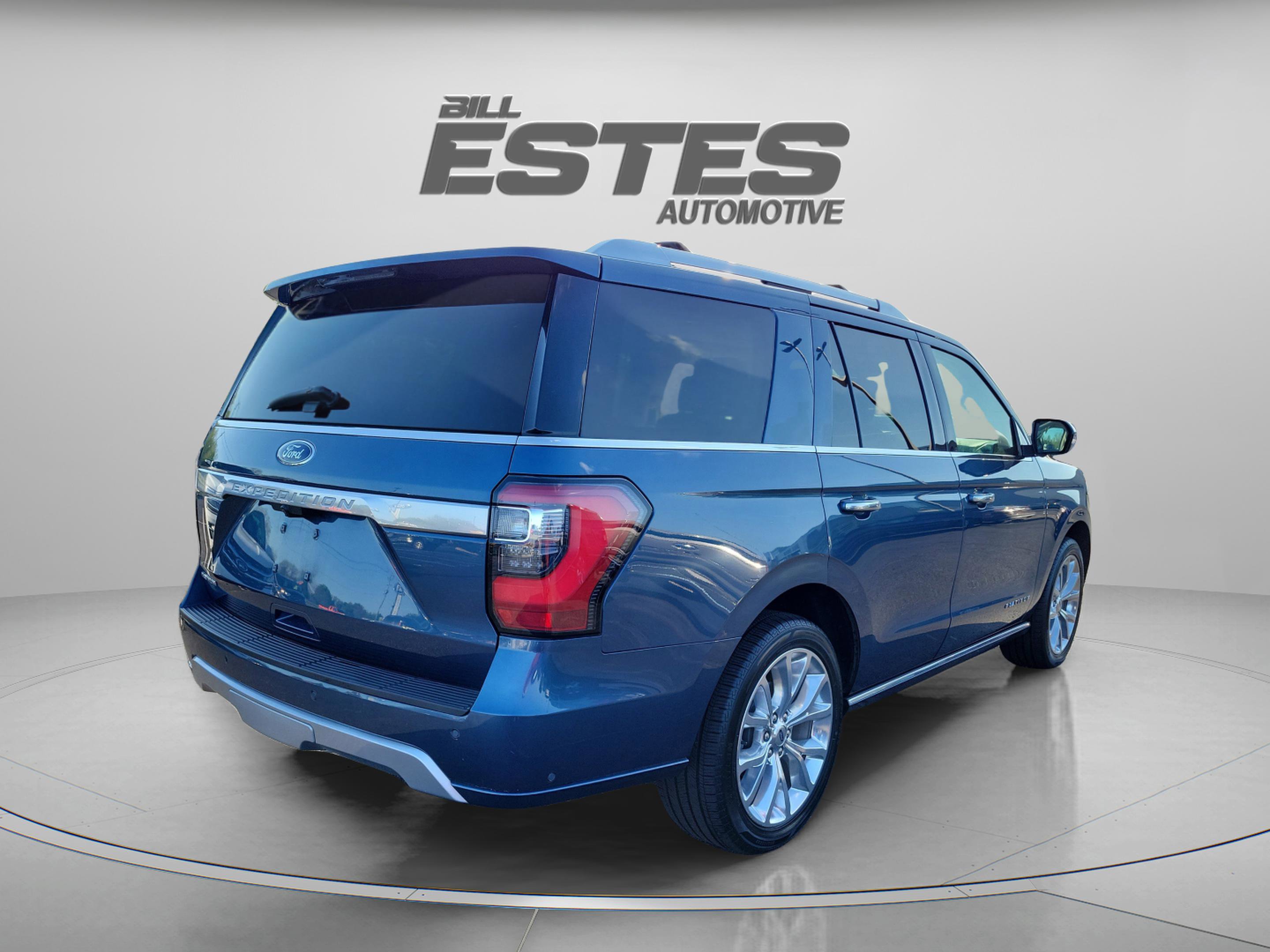 Used 2018 Ford Expedition Platinum image 4