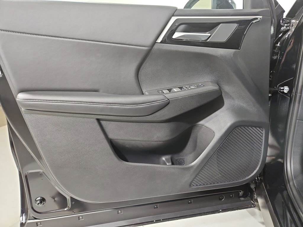 New 2026 Nissan Rogue SL AWD/4WD image 10