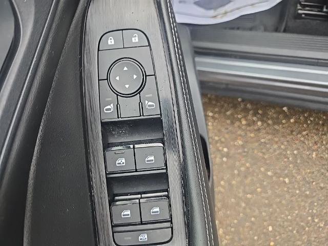 Certified 2023 Nissan Rogue SV w/ SV Premium Package image 12