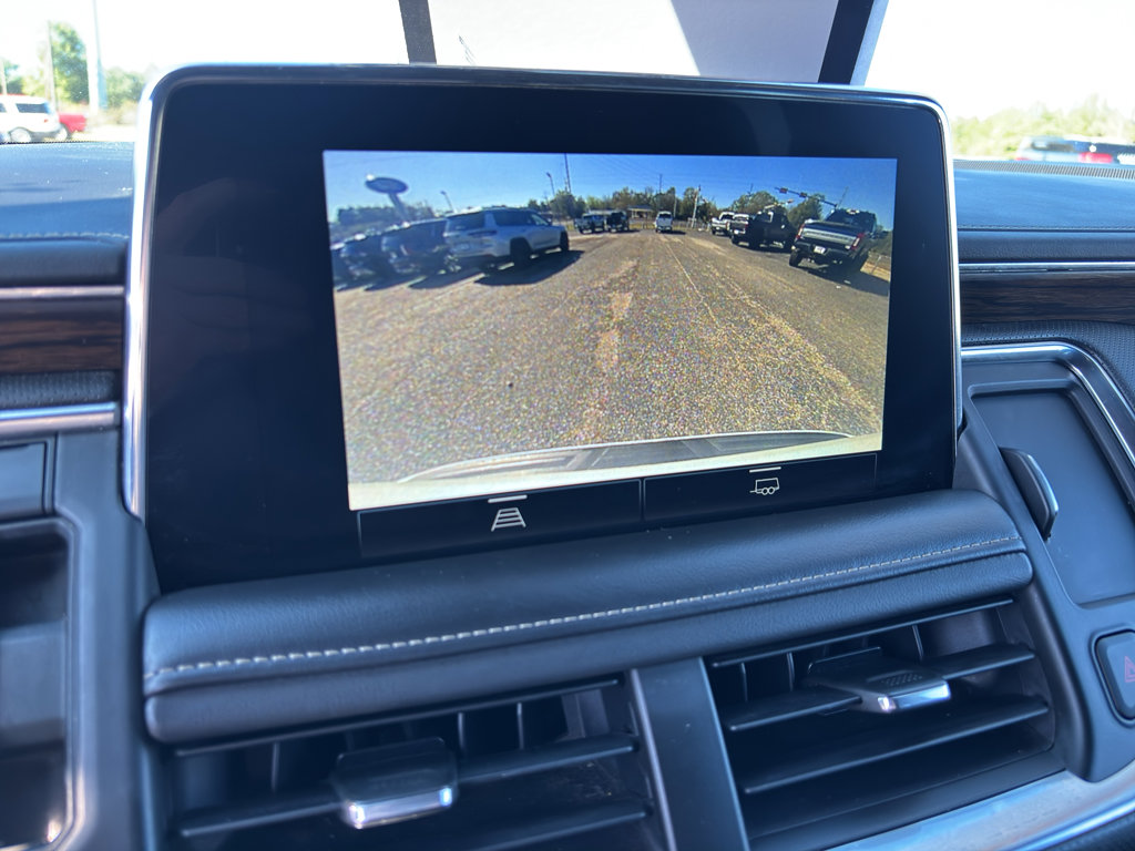 Used 2022 Chevrolet Suburban Premier image 34