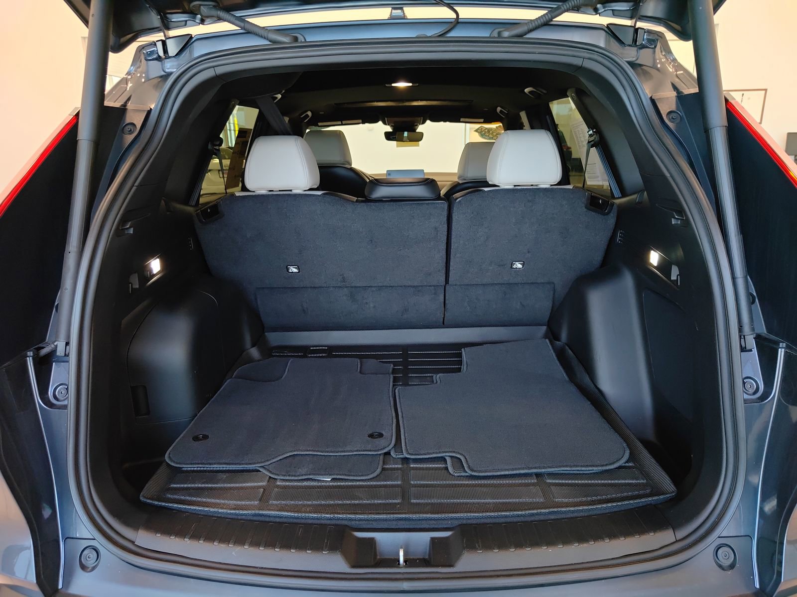 Used 2025 Honda CR-V Sport Touring image 16