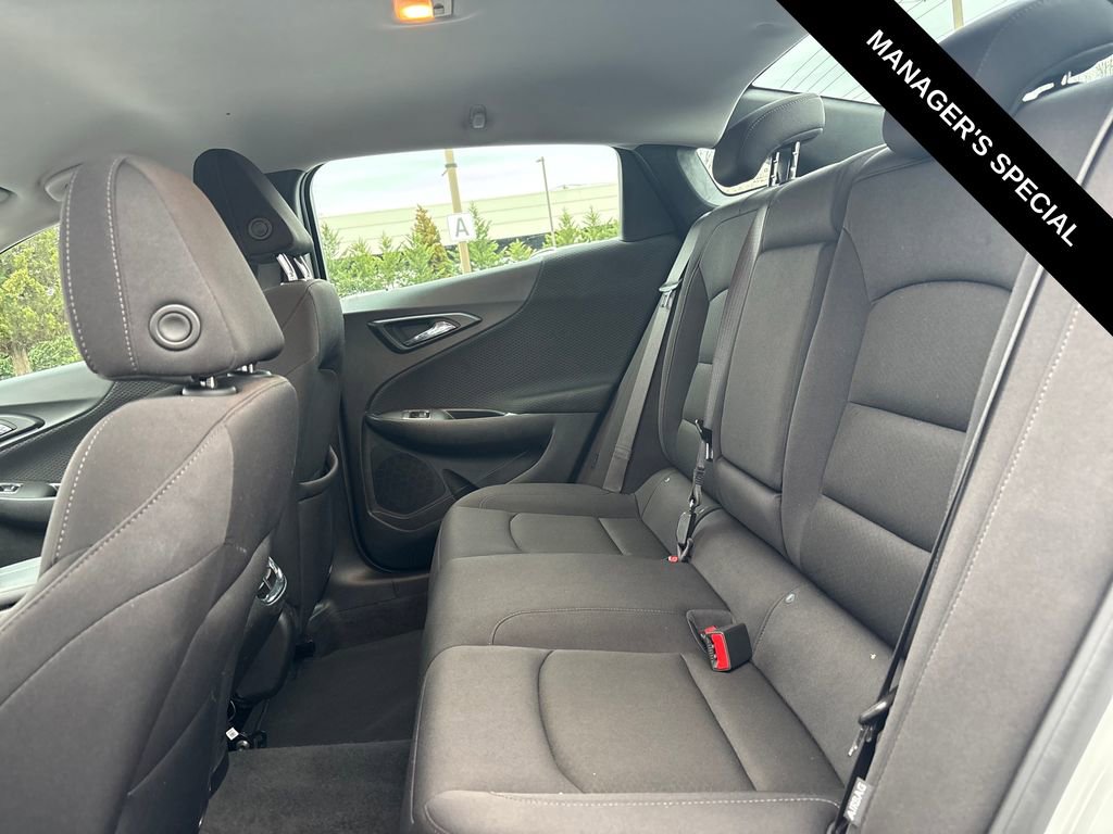 Used 2024 Chevrolet Malibu LT image 14