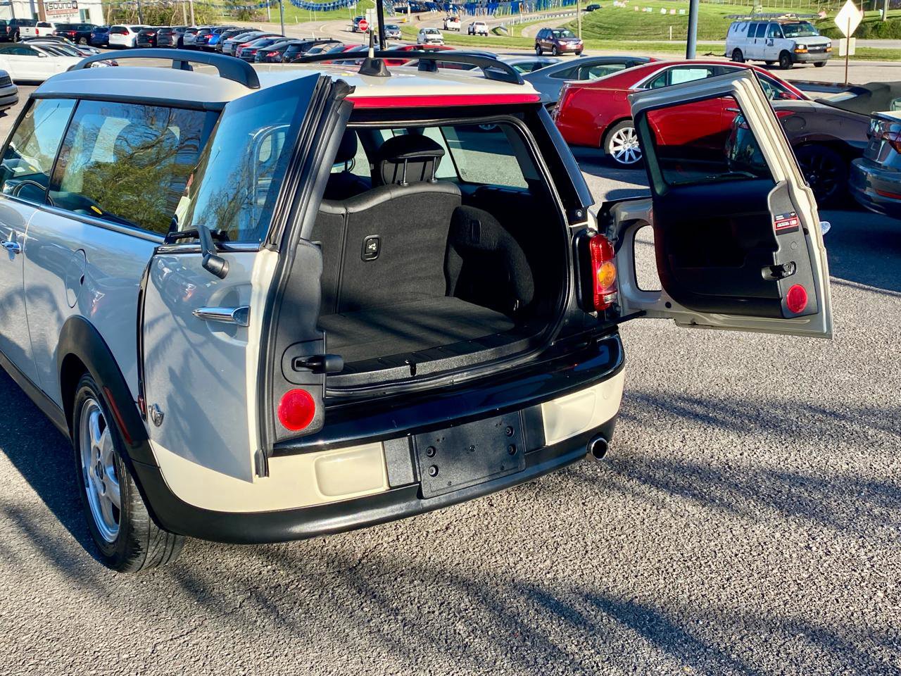 Used 2009 MINI Cooper Clubman Hardtop image 14