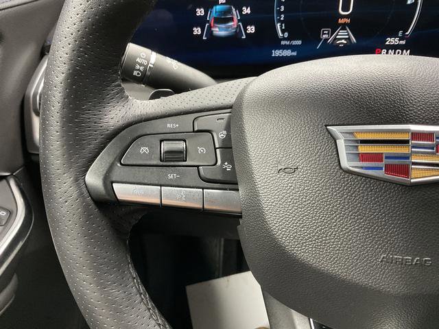Used 2025 Cadillac XT4 Sport w/ Cold Weather Package image 24