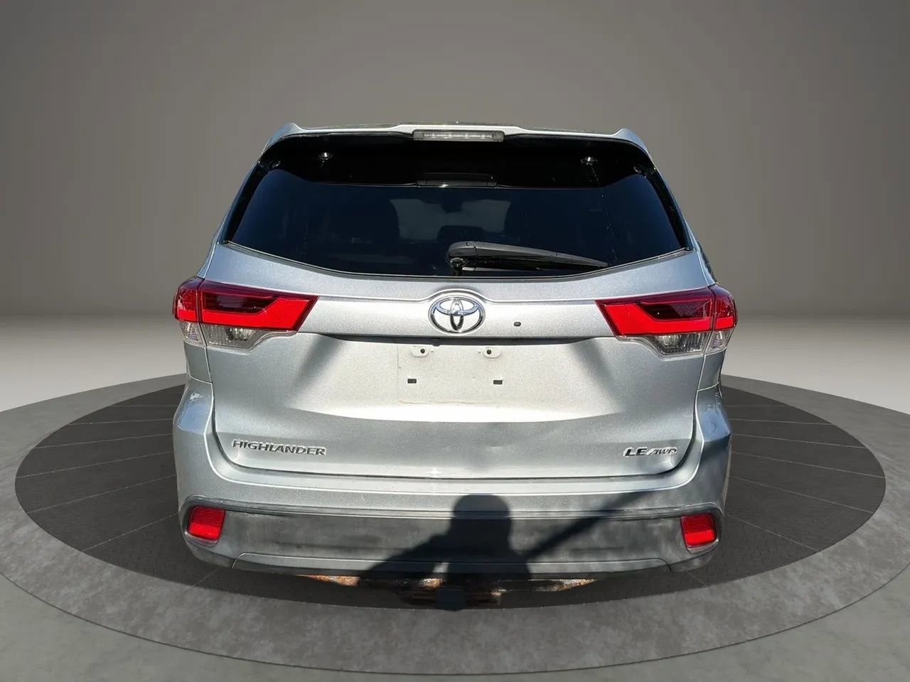 Used 2017 Toyota Highlander AWD V6 image 6