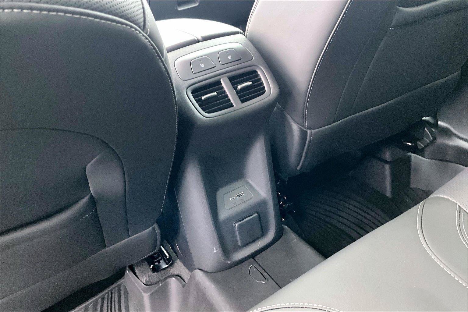 Used 2026 Buick Envision Avenir AWD/4WD image 33