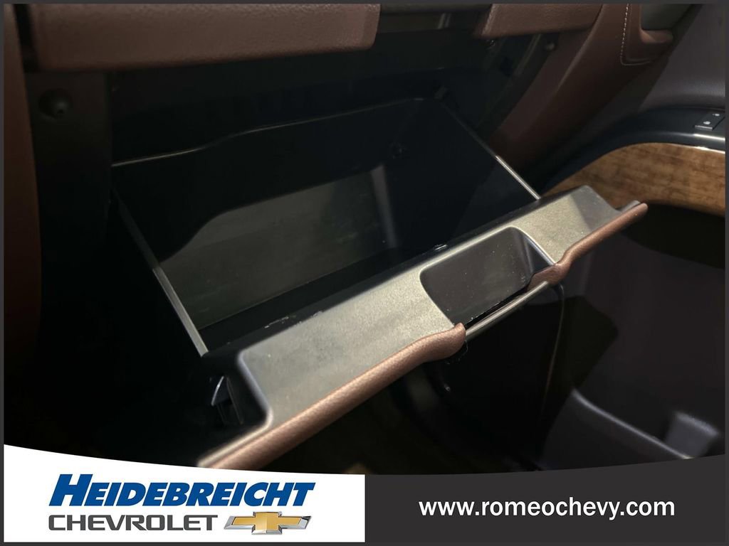 Used 2016 Chevrolet Silverado 1500 High Country w/ High Country Premium Package image 28