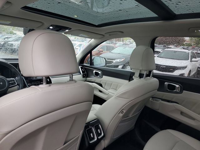 Certified 2023 Kia Sorento SX AWD/4WD image 11