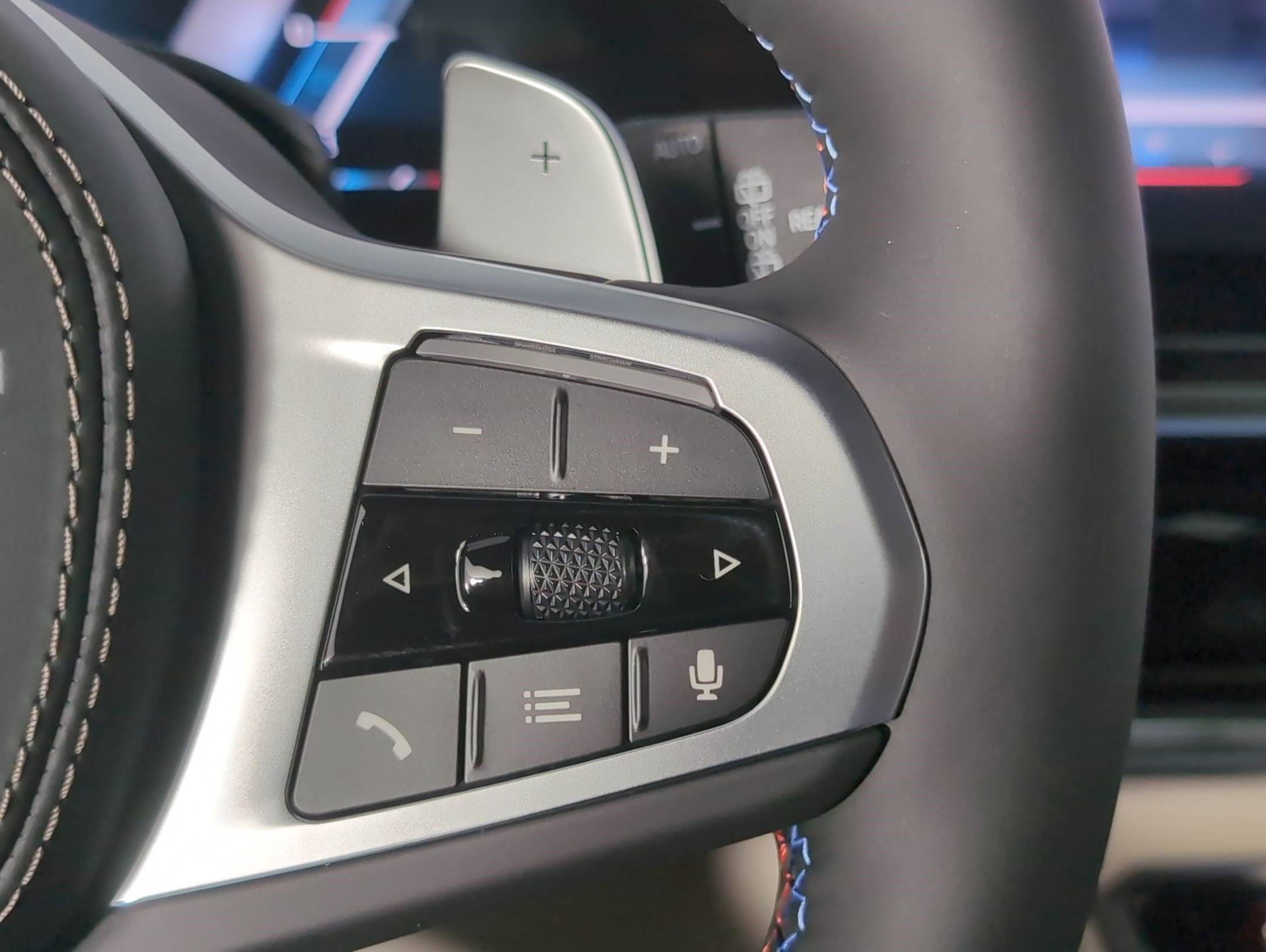 New 2026 BMW X7 M60i image 27