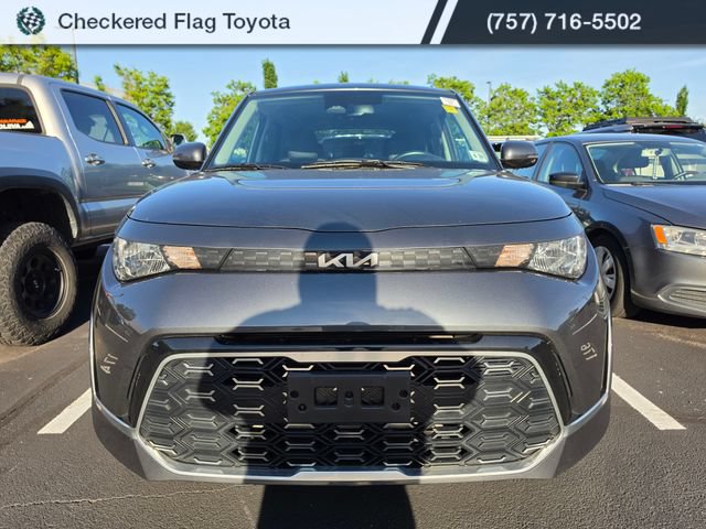 Used 2023 Kia Soul GT-Line FWD image 2
