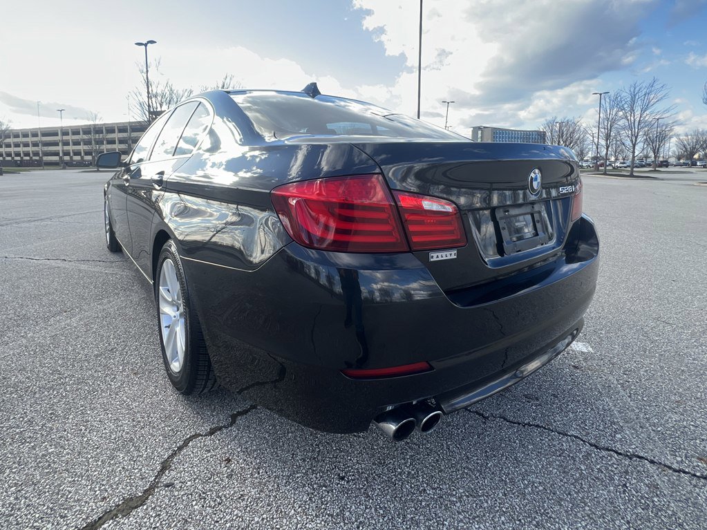 Used 2012 BMW 528i xDrive Sedan image 3