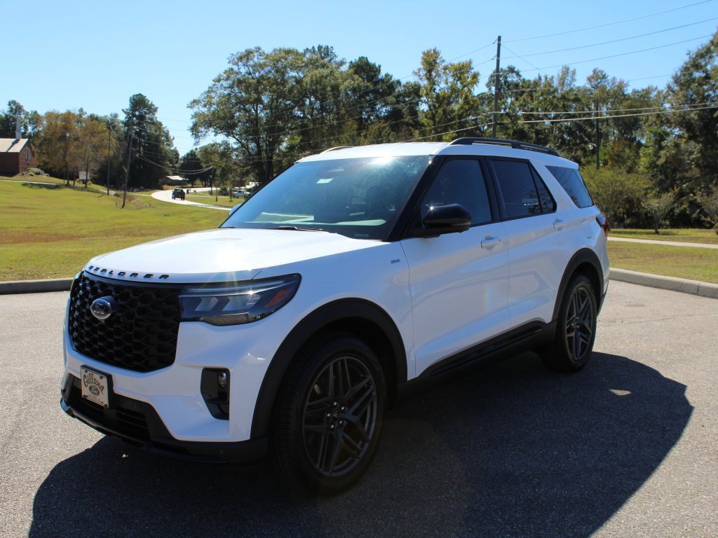 New 2026 Ford Explorer ST-Line w/ ST-Line Street Pack