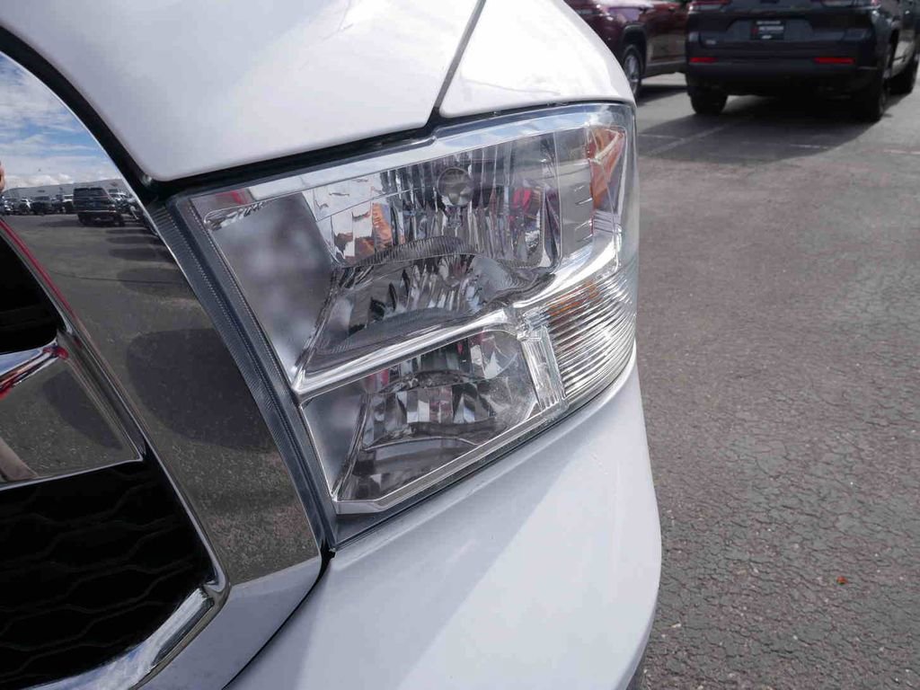 Certified 2021 RAM 1500 Classic SLT image 13