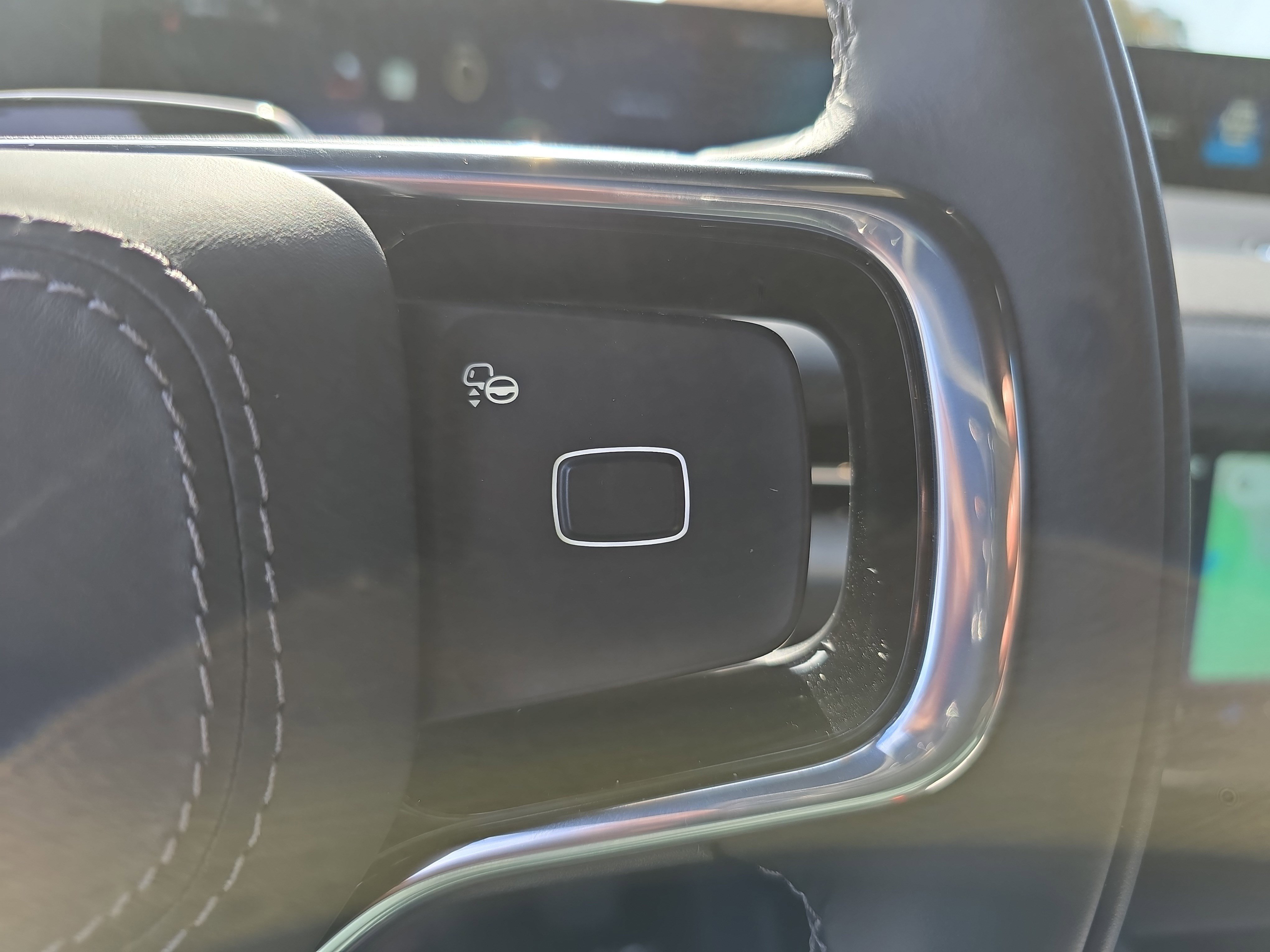 New 2025 Lincoln Navigator Reserve w/ Jet Appearance Package image 17