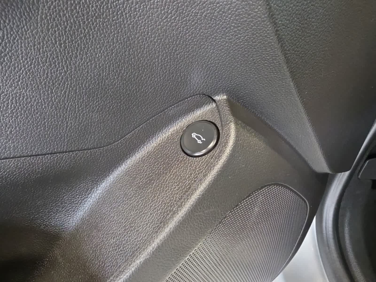 Used 2019 Chevrolet Cruze LS w/ LS Convenience Package FWD image 20