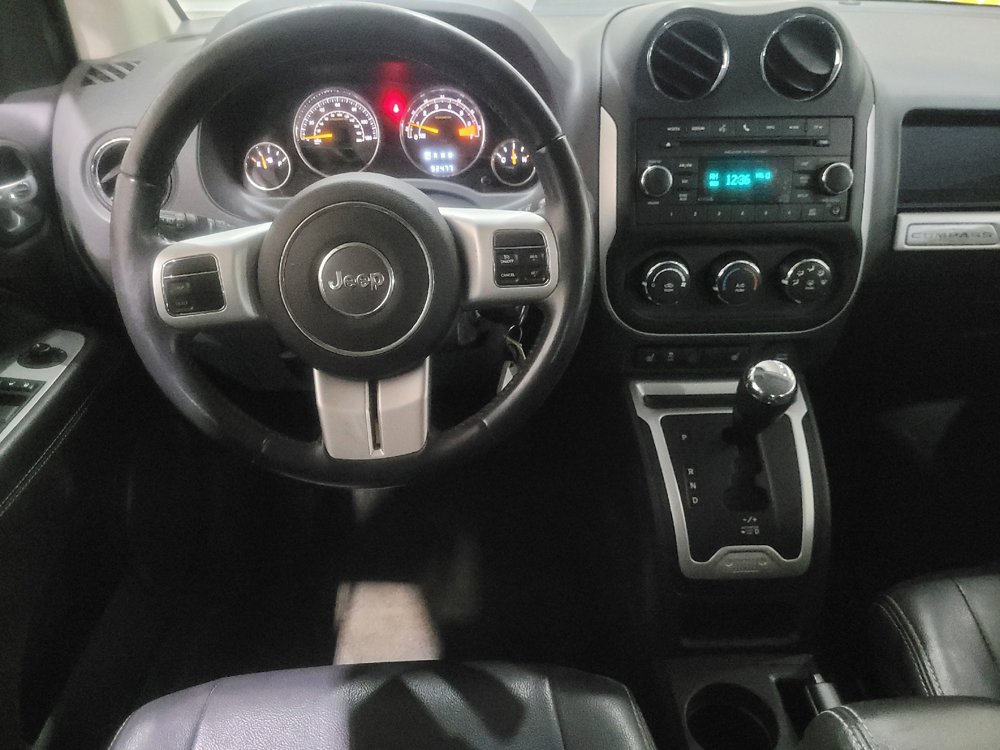Used 2016 Jeep Compass Latitude AWD/4WD image 22
