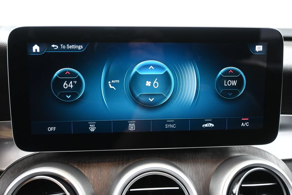 Used 2020 Mercedes-Benz GLC 300 4MATIC image 23