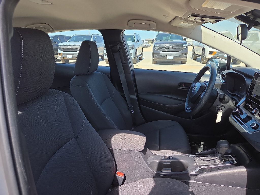 Used 2024 Toyota Corolla LE FWD image 14