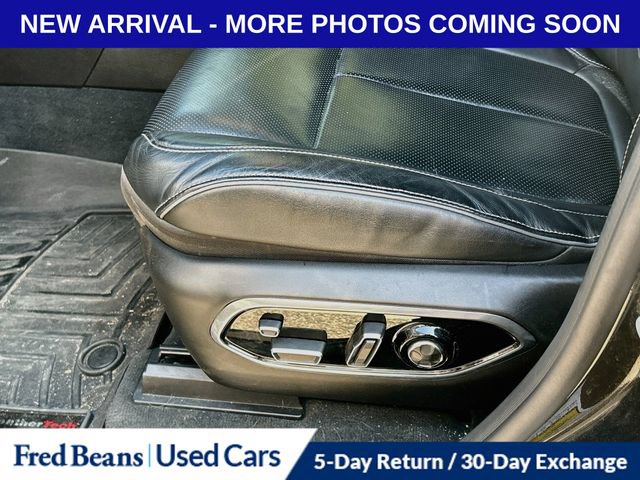 Used 2023 Jeep Grand Cherokee L Overland w/ Luxury Tech Group IV AWD/4WD image 7
