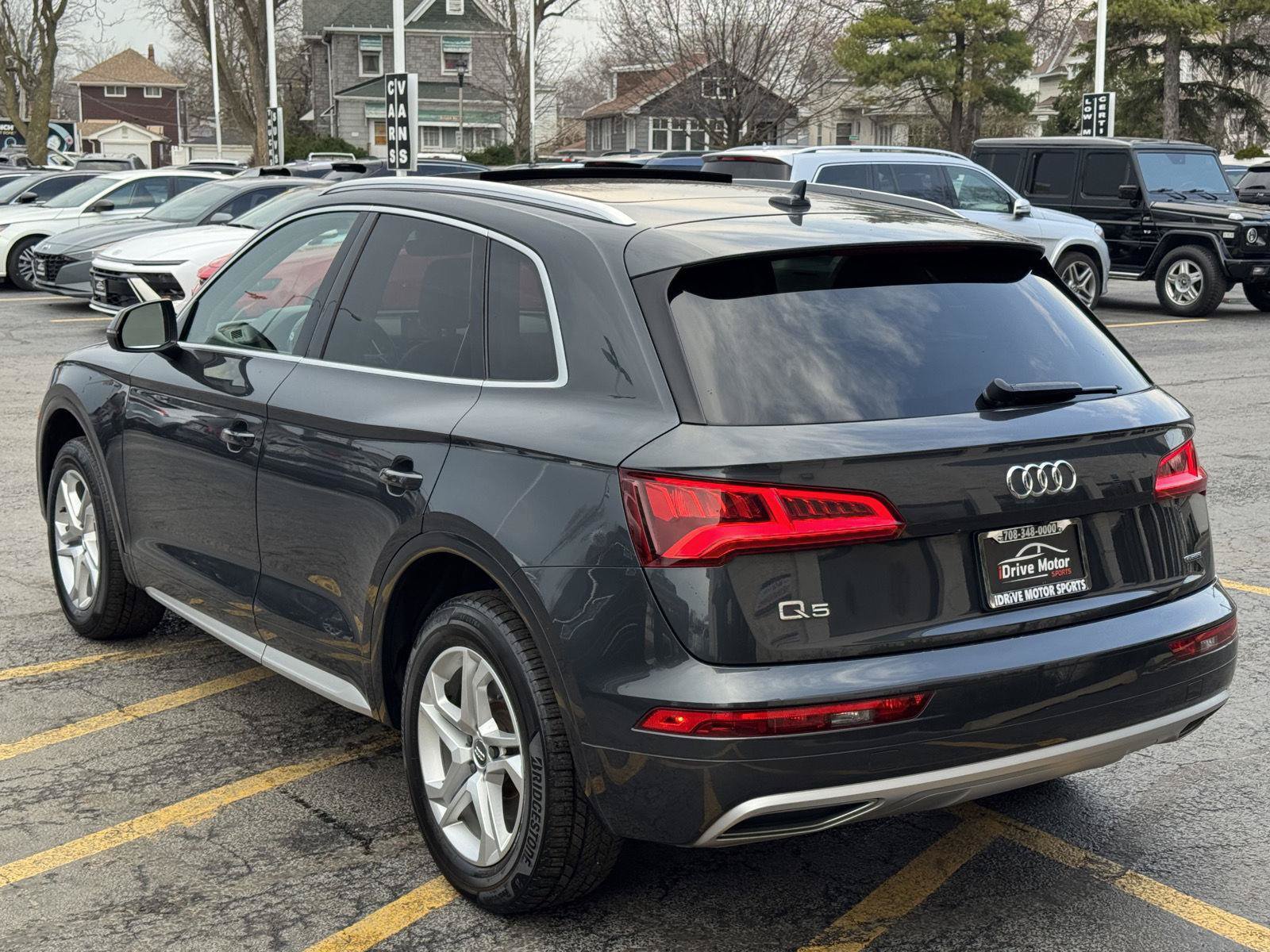 Used 2019 Audi Q5 2.0T Premium w/ Convenience Package AWD/4WD image 6