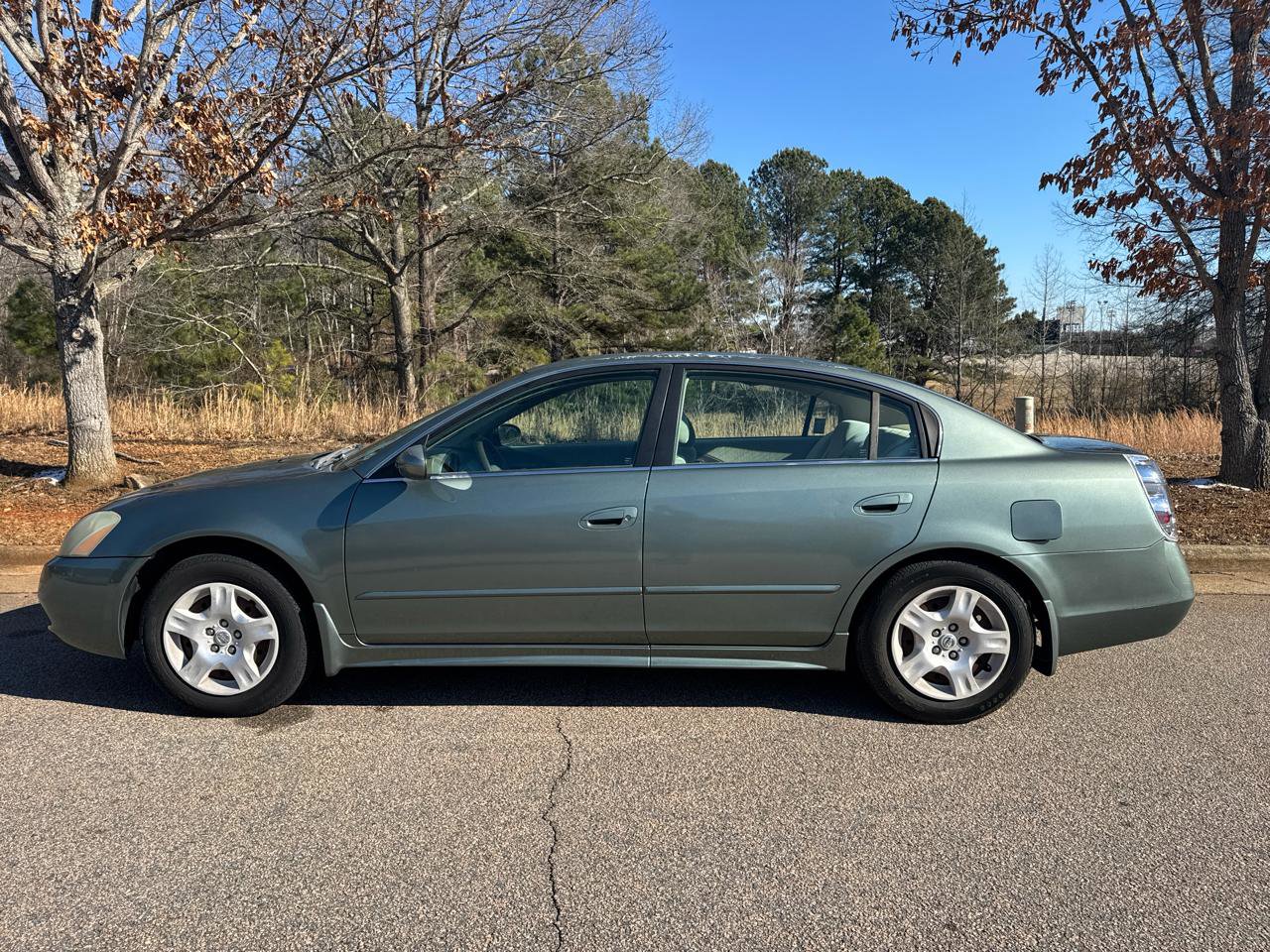 Used 2004 Nissan Altima 2.5 S image 9