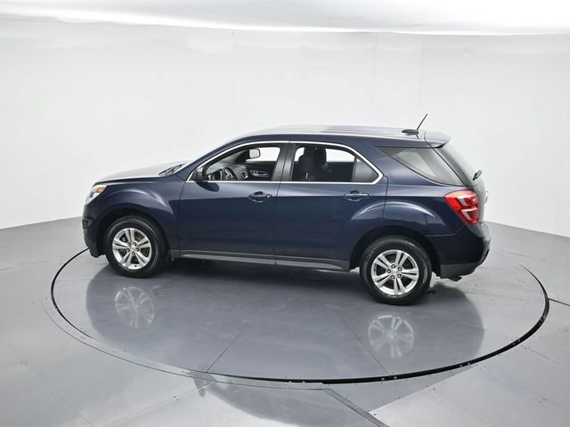 Used 2017 Chevrolet Equinox LS image 40