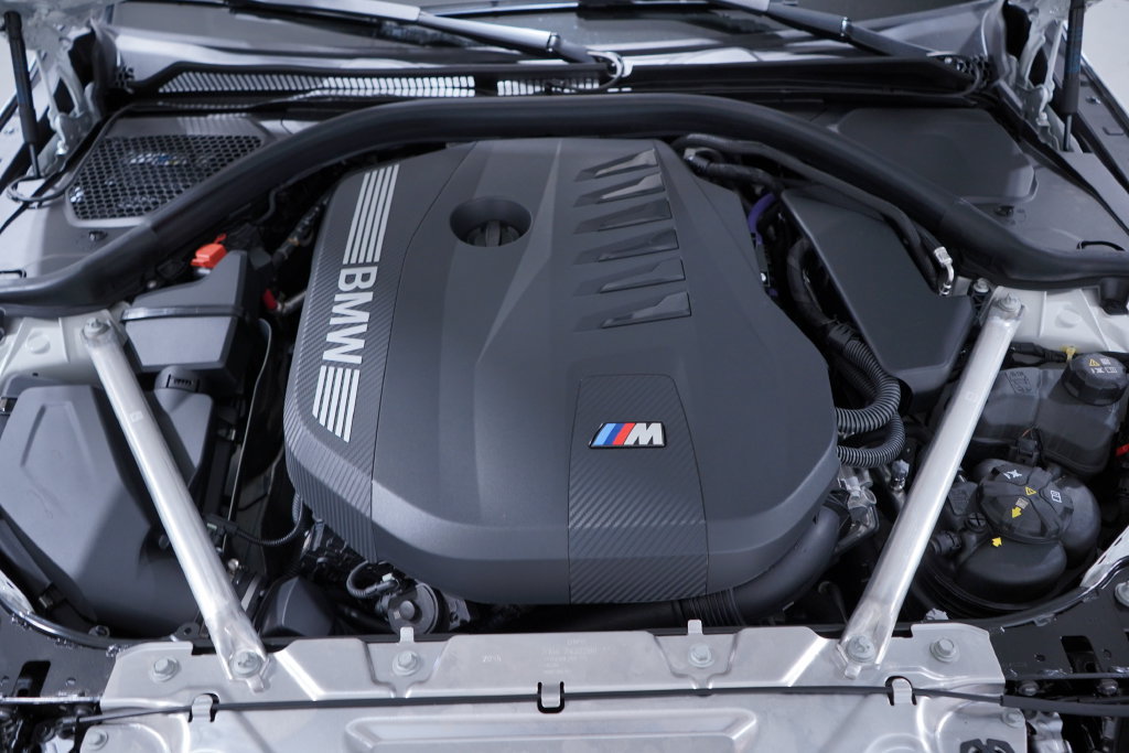Used 2026 BMW M440i Coupe w/ Shadowloine Package RWD image 22