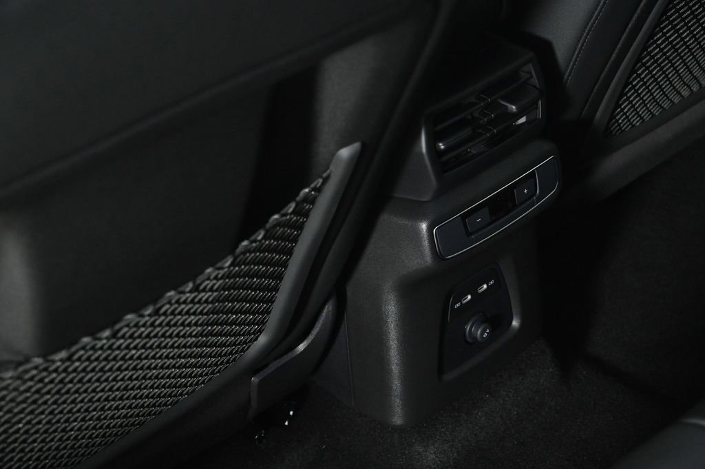 New 2026 Audi Q4 e-tron Premium Plus image 17