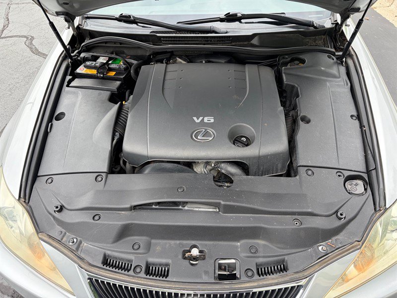 Used 2007 Lexus IS 250 AWD w/ Preferred Accessory Pkg image 27