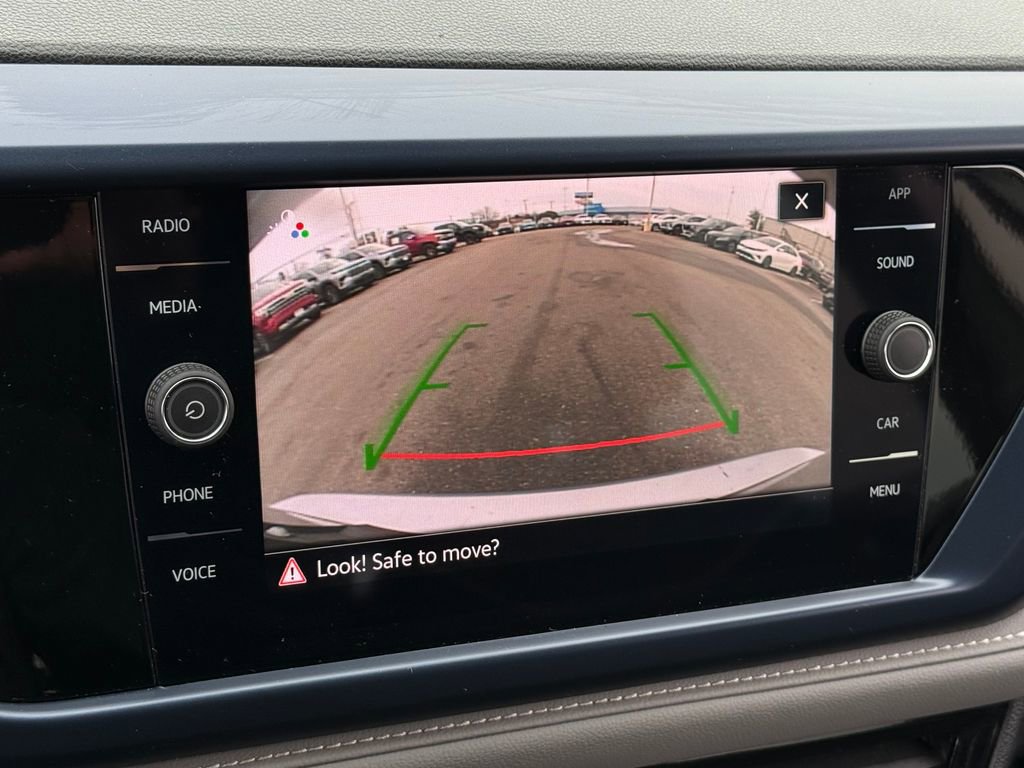 Used 2024 Volkswagen Taos SE image 26