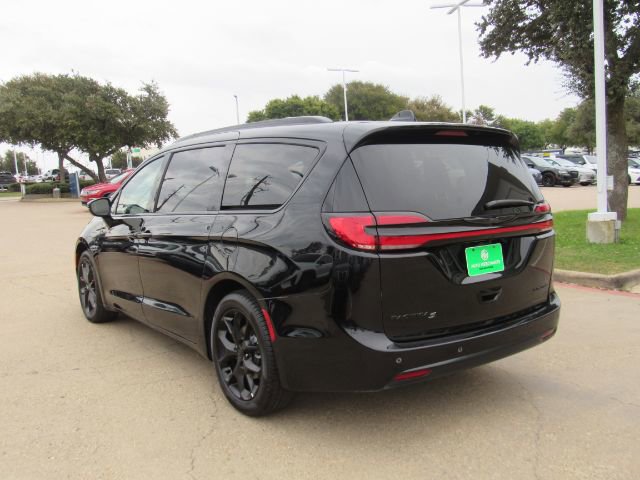 Used 2026 Chrysler Pacifica Limited w/ S Appearance Package image 12