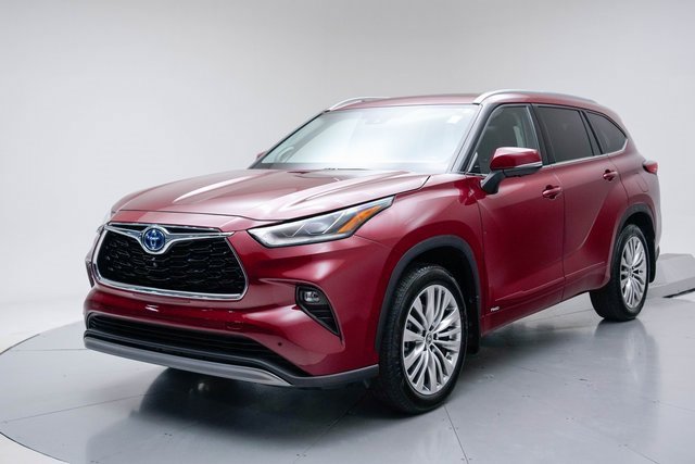 Used 2023 Toyota Highlander Platinum