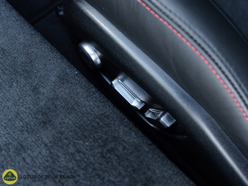 Used 2025 Lotus Emira image 27