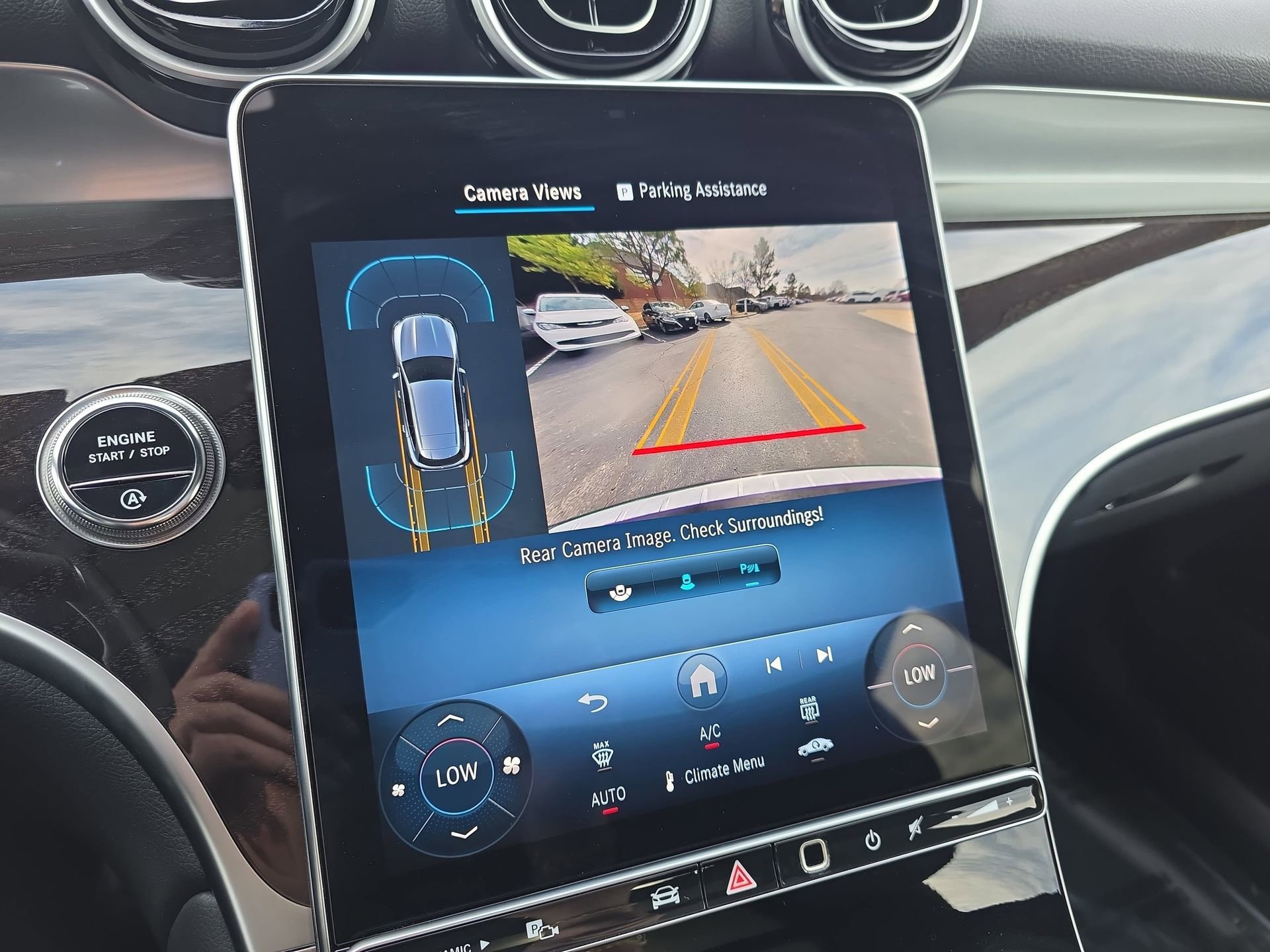 Certified 2025 Mercedes-Benz GLC 300 4MATIC image 23